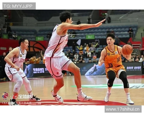 刘泽希表现出色14投6中斩获16分8篮板4助攻三分球命中率高达60